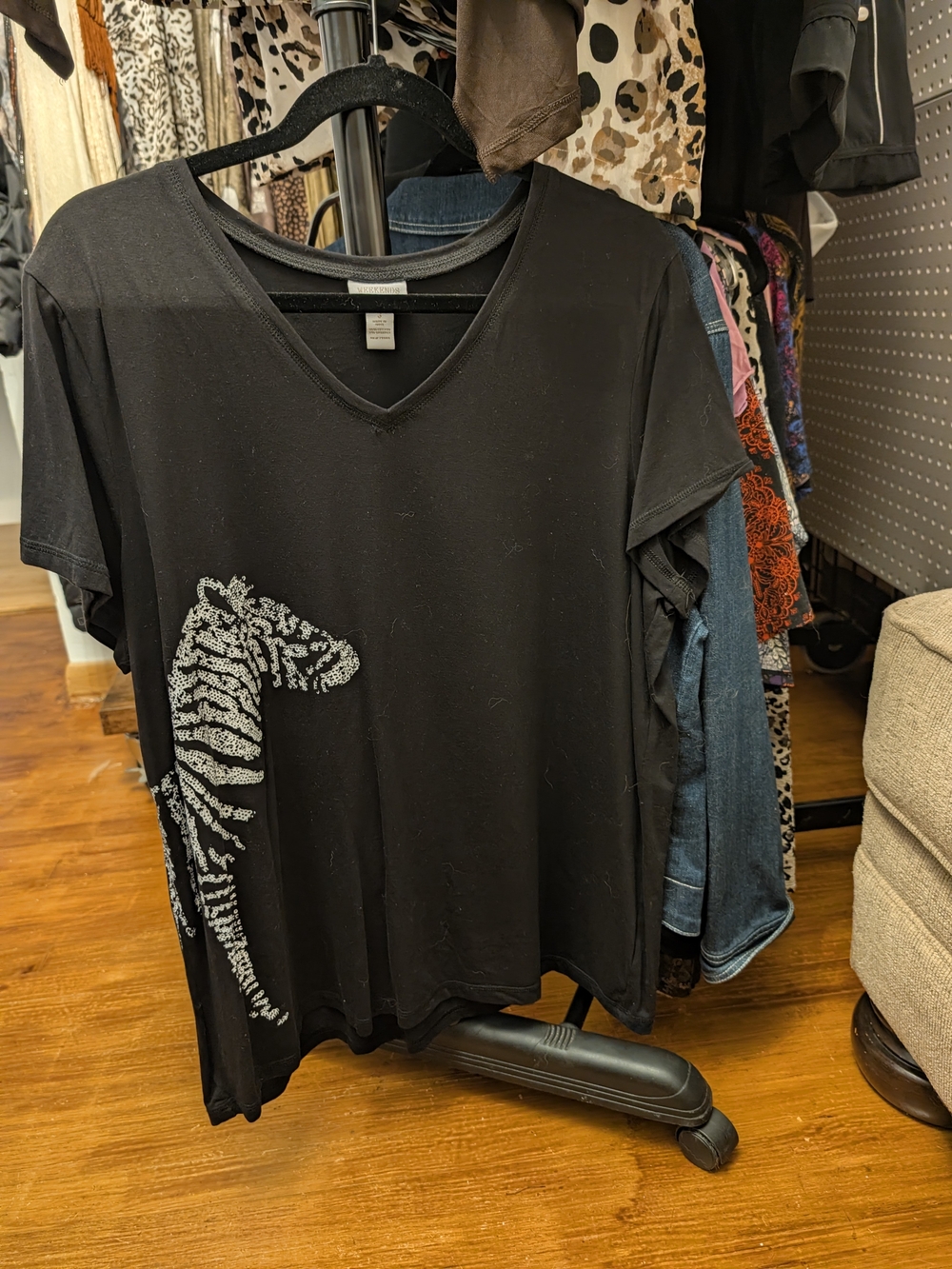 Weekend's By Chico's V Neck Size 3